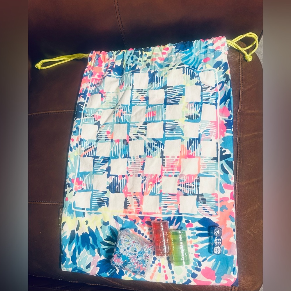 Lilly Pulitzer nwot drawstring game backpack